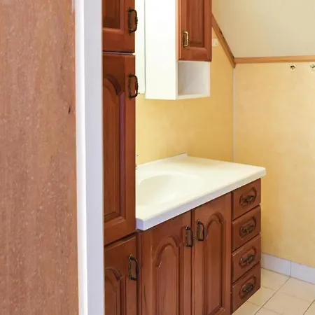 Daire 3 Bedroom Awesome In Giske Godoy